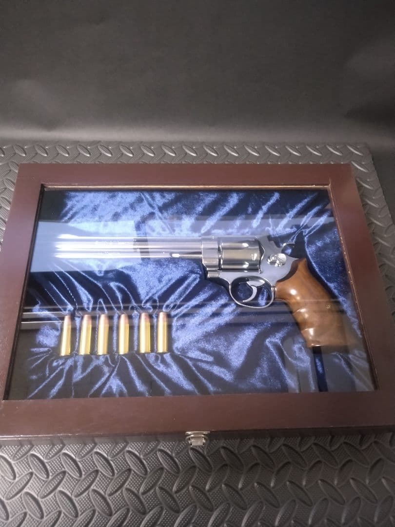 マルシン　リボルバー オリジナル木製ケース付き