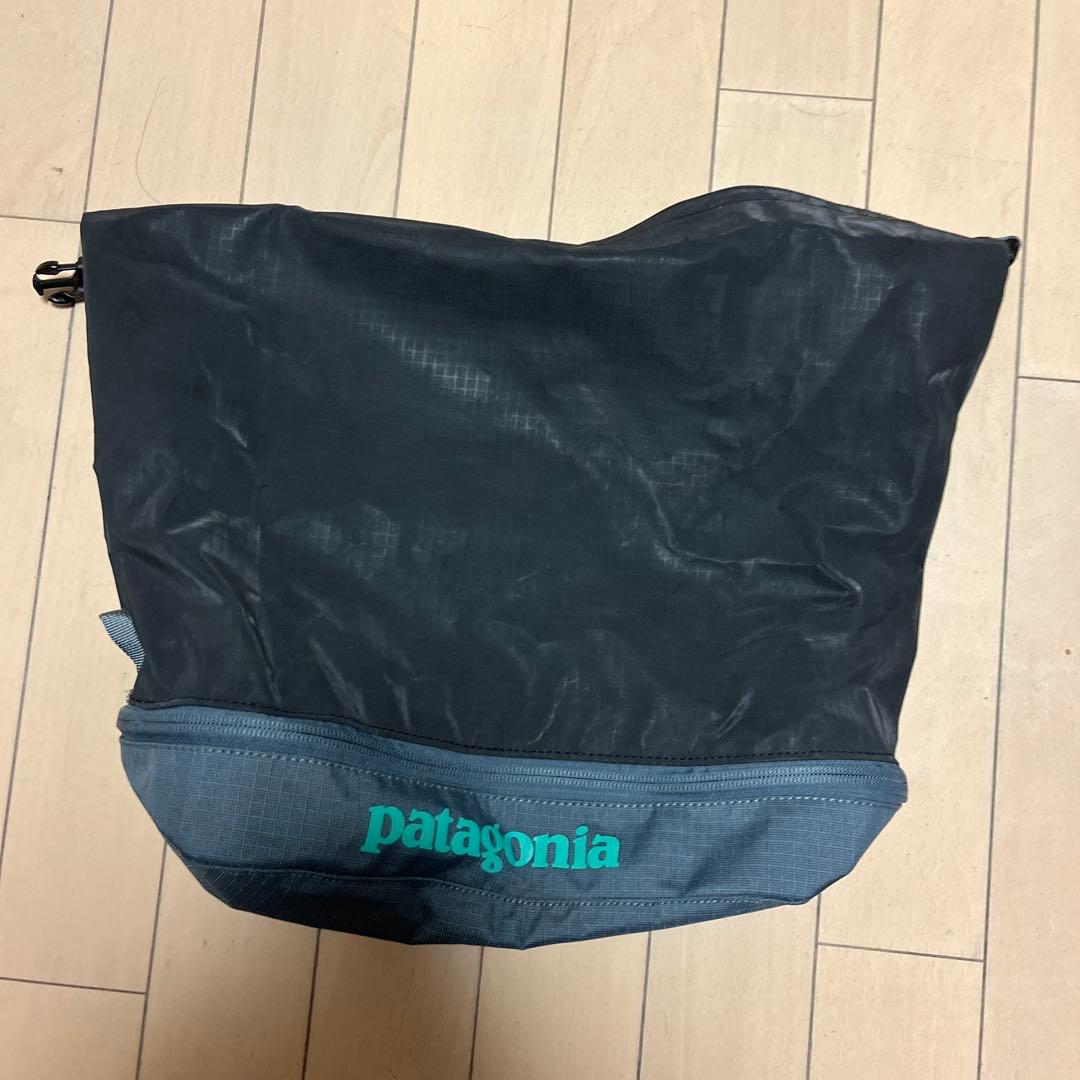 旅行かばん・小分けバッグ patagonia BLACK HOLE MLC CUBE