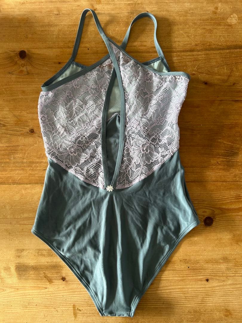 美品Dellalo Milano デラロミラノ レオタード　Mサイズ