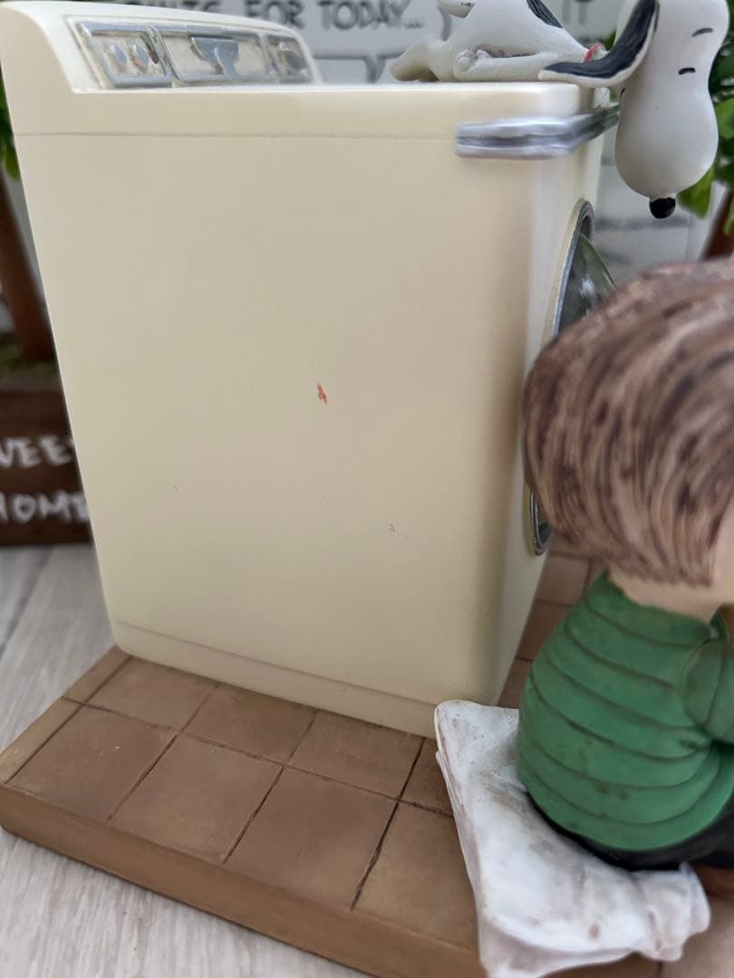 ホールマークライナスウォーターグローブ スヌーピー＆ライナス