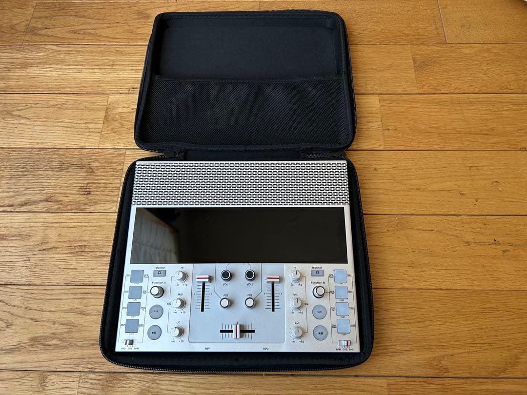 【Aurora様】FJ1 DJコントローラー 専用ケース付き