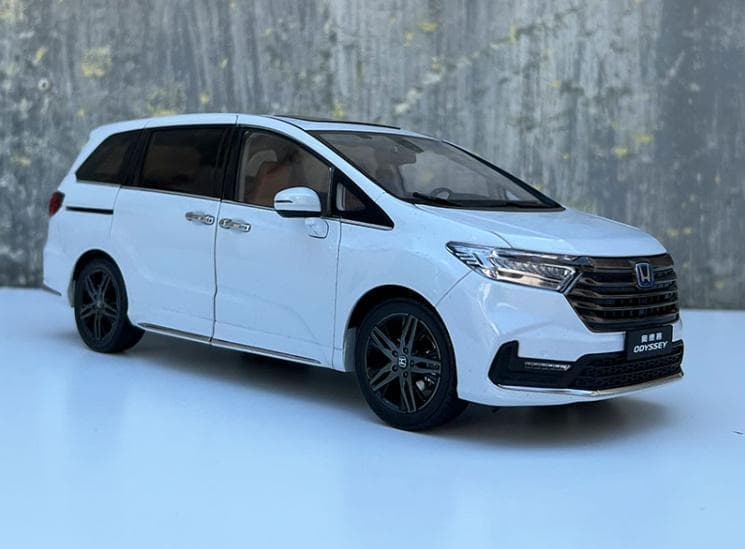 ミニカー 1/18 ホンダ オデッセイ ODYSSEY 2022 ホワイト