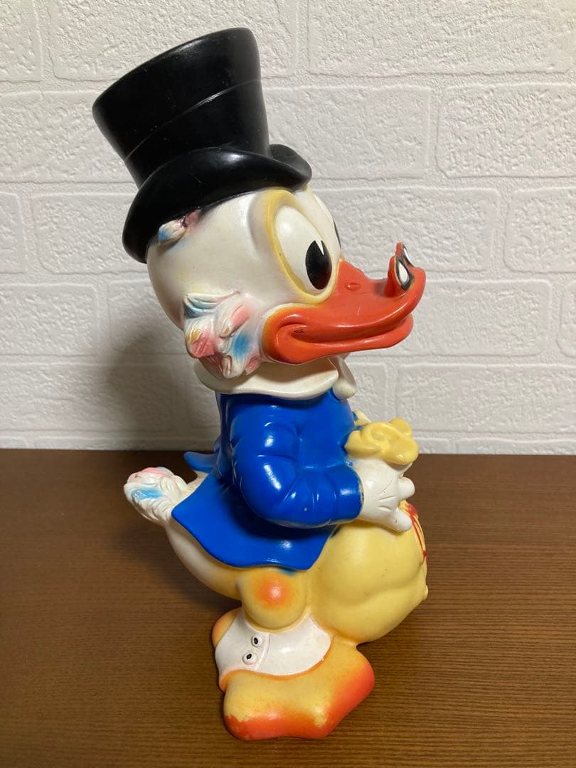 レドラプラスチック　LEDRAPLASTIC スクルージ