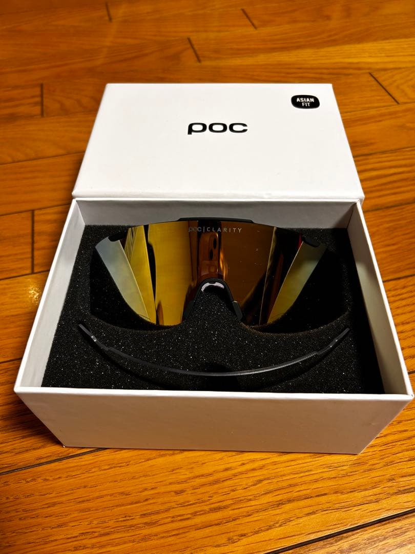 POC Clarity サングラス ゴールドレンズ