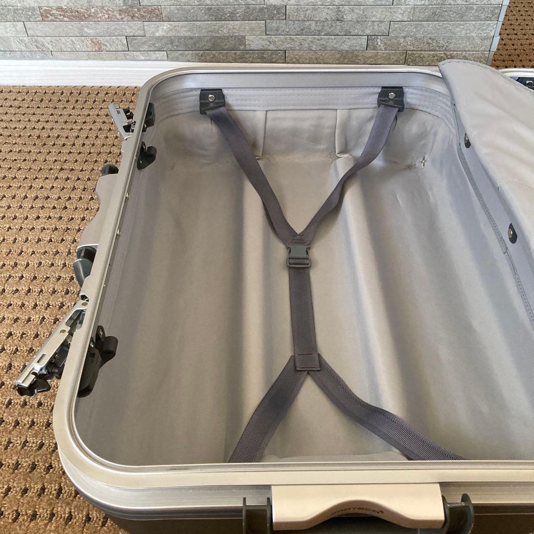 お値下げ中　PROTECA スーツケース　日本製　中古品