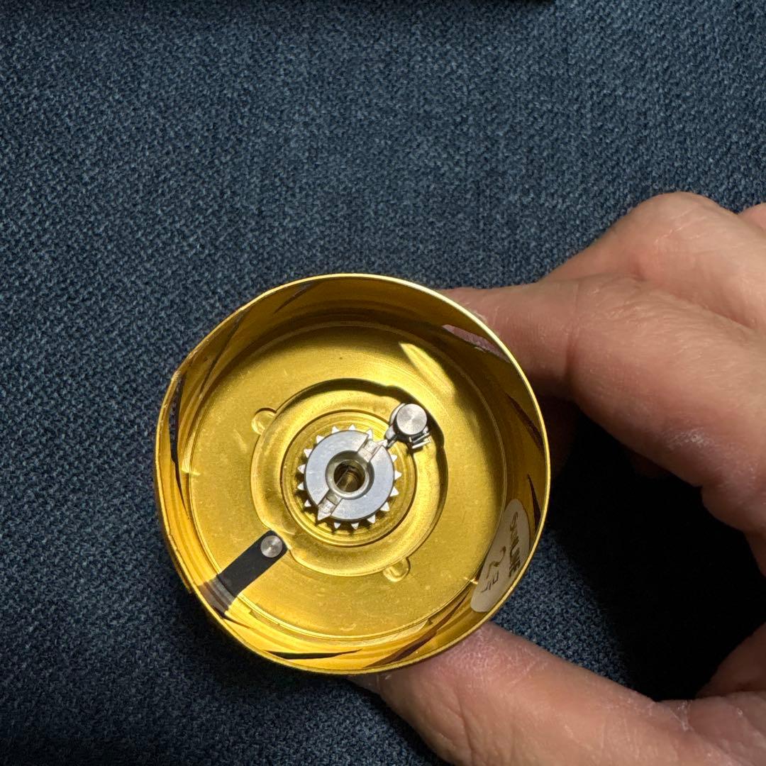 テクニウム　C3000DXG スピニングリールパーツ 2個セット