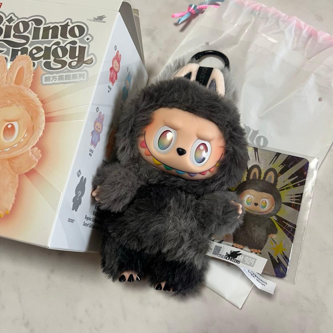 【正規品】 Labubu Big into Energy ラブブ　シークレット