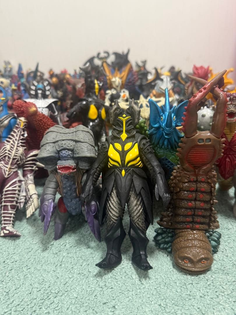 d*2様 ウルトラ怪獣　その他　ソフビ　93体まとめ売り　送料込み　一部レトロあ