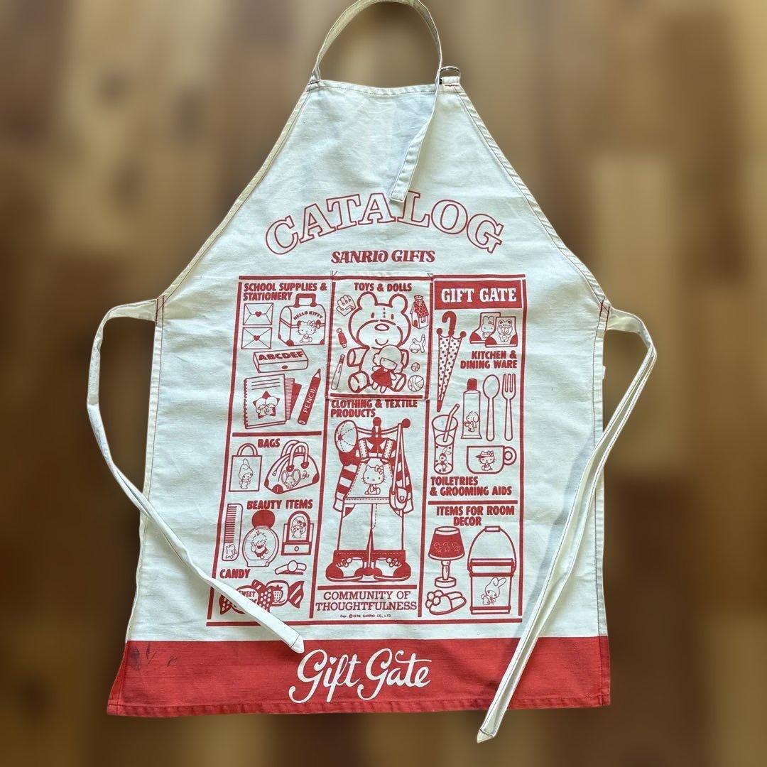 サンリオ レトロ　超希少　キティちゃんなどキャラクターエプロン