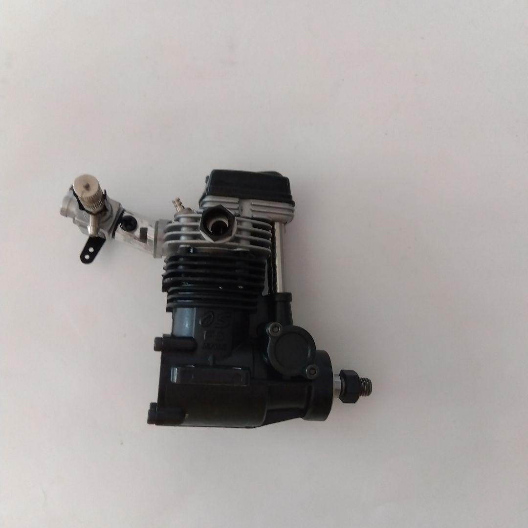 O.S. FS 26S-C 四ストロークエンジン