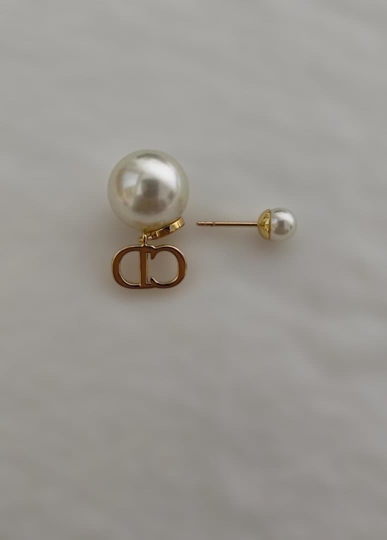 【美品】DIOR★ パール ピアス ゴールド