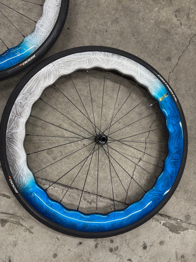 中華カーボンホイール　60T 超軽量　700C セラミックベアリング