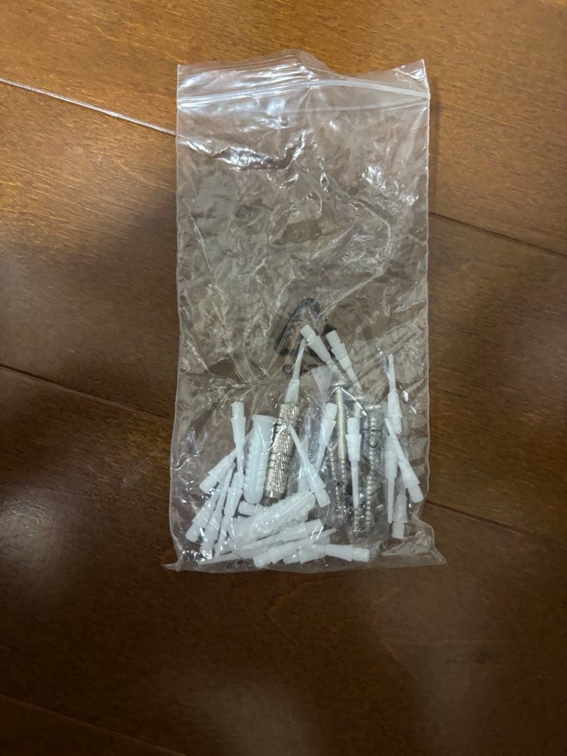 美品 ダーツセット