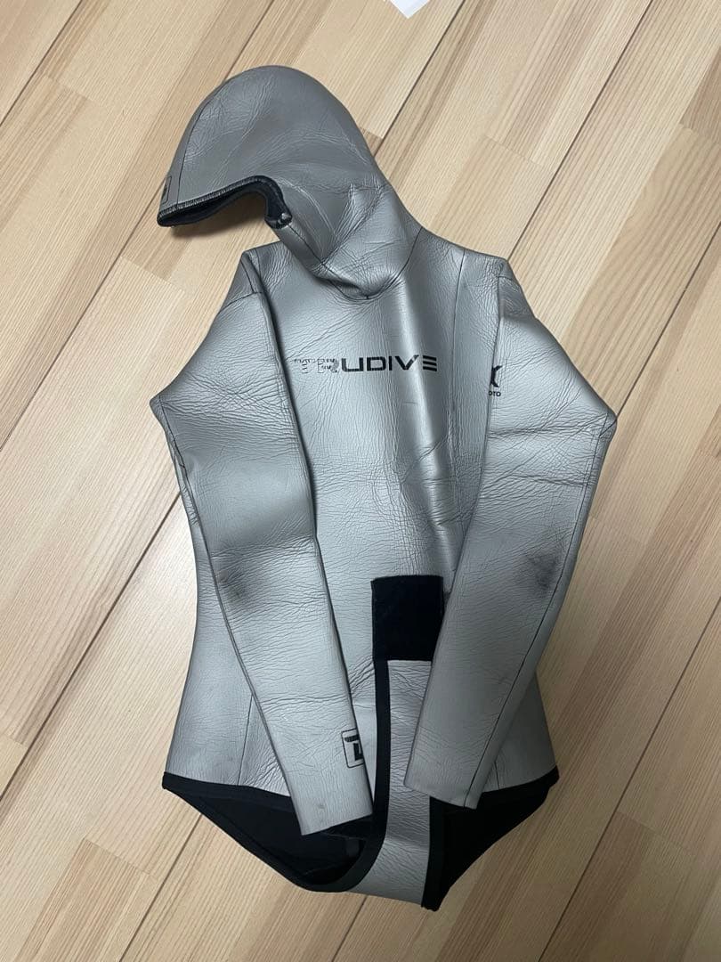 TRUDIVE ウェットスーツ サイズS ツーピース