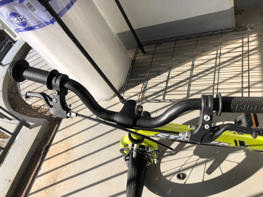 ストライダー　14x イエロー STRIDER