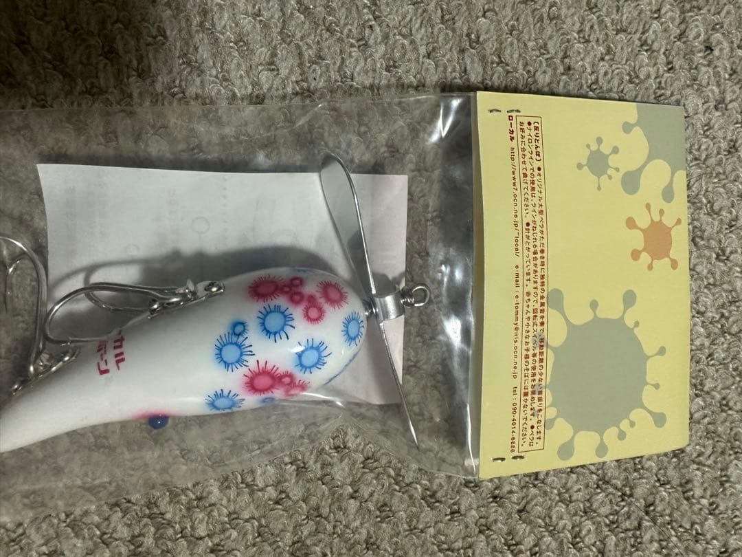 バズボーン ✖️ ローカル　反りとんぼ　バッチ付き