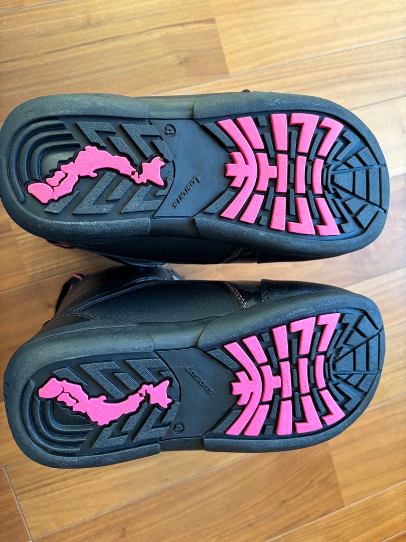 美品 LASTARTS ラスターツ LS915 BOA 23.5-24cm