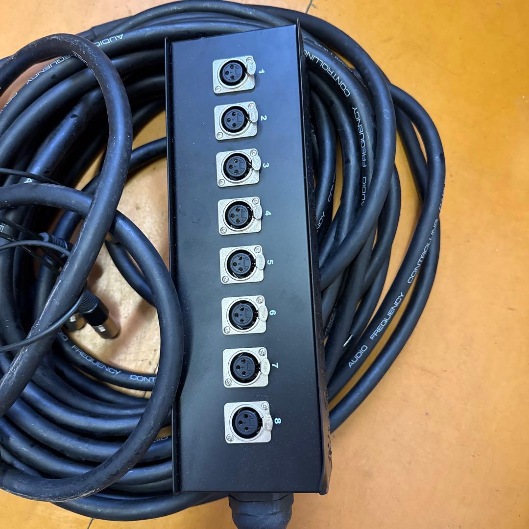 8ポート メスXLRケーブル