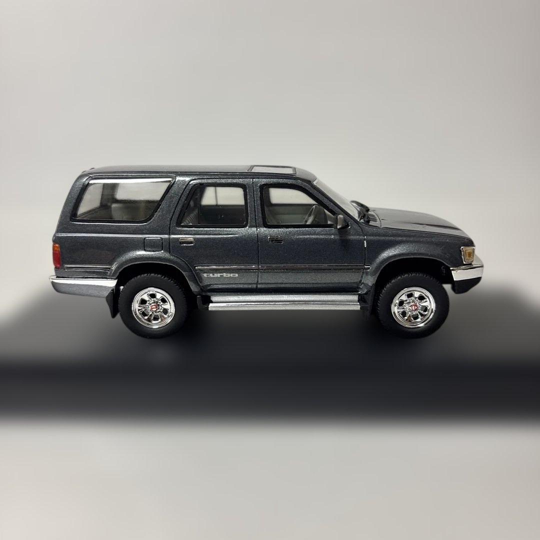 トヨタ ハイラックス 4WD サーフ 1989 4ドア ワゴン SSR