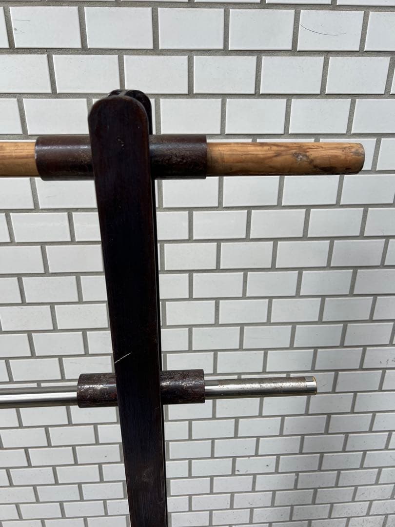 Tバー・アンティーク風ディスプレイラック