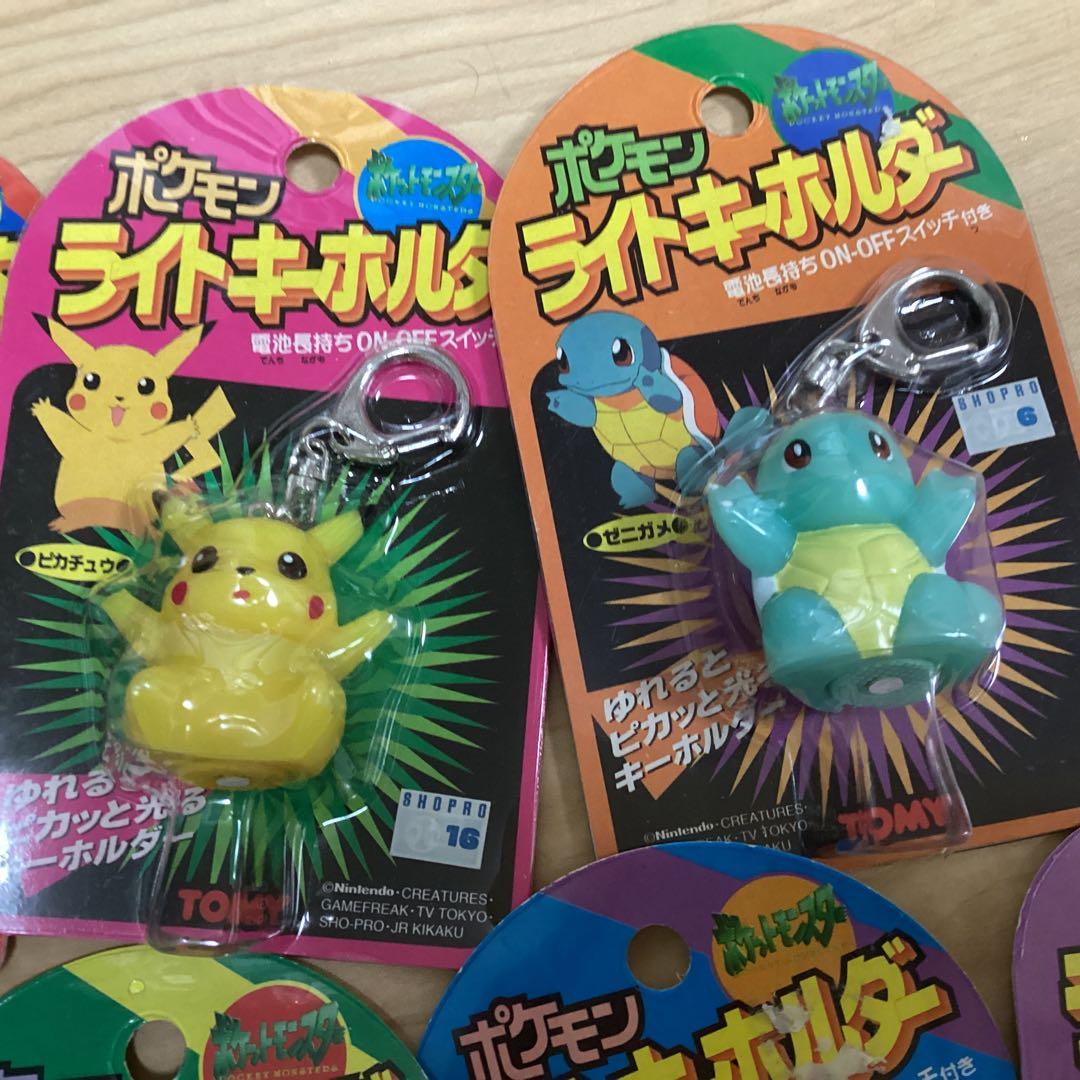 未開封　ポケモン　ライトキーホルダー　レトロ