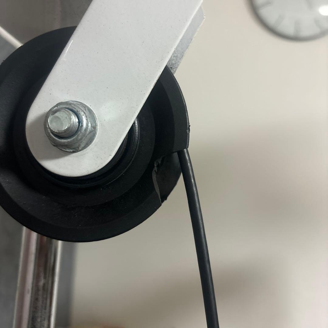 トレーニングマシン　筋トレ