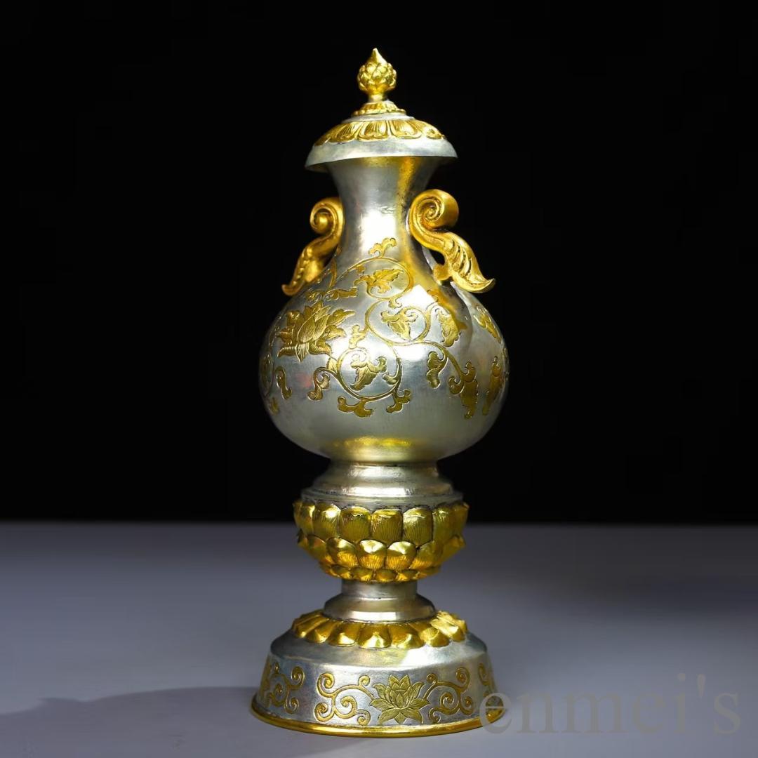 中国古美術 鍍金銅瓶 水差し 手彫り 鏨刻 純銅製 花器 床の間飾り 細工 置物