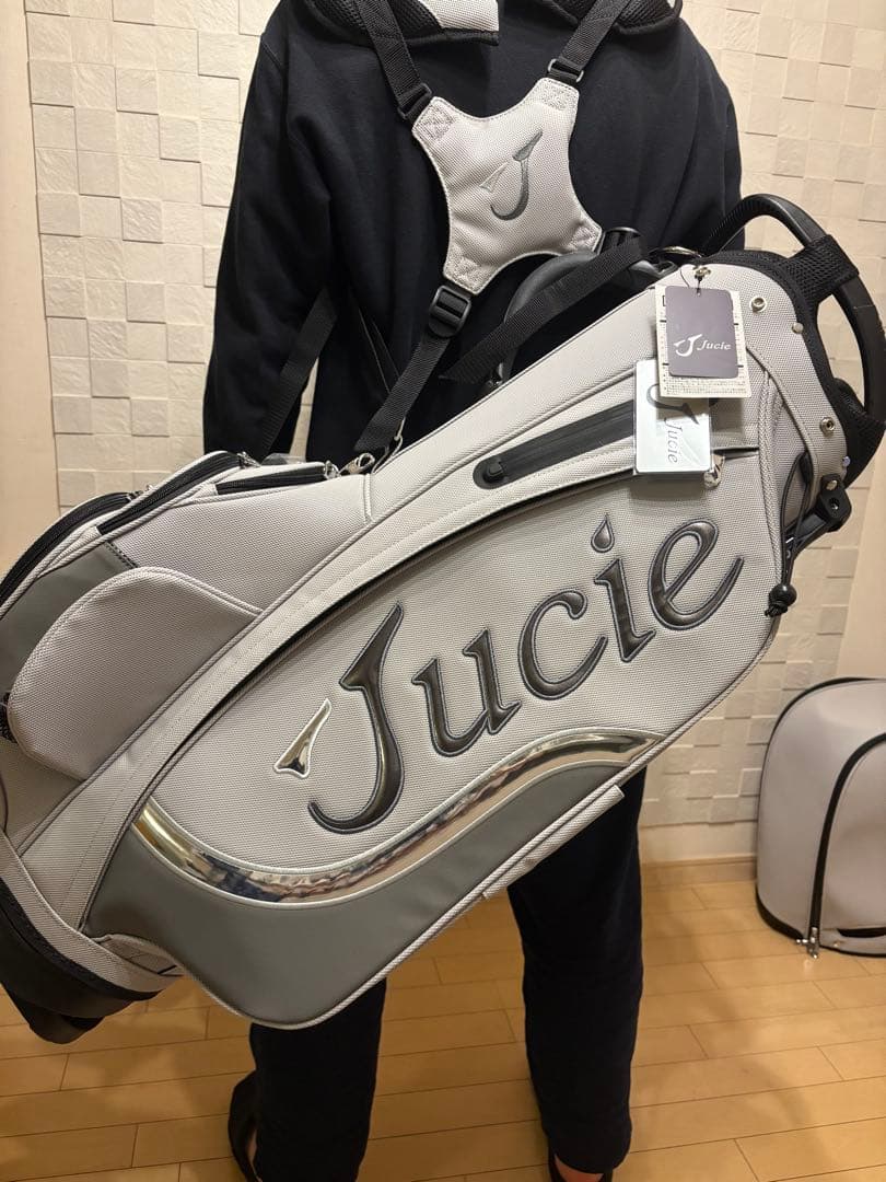 ジューシーゴルフキャリーバック新年限定価格！ 未使用JUCIE スタンドバッグ