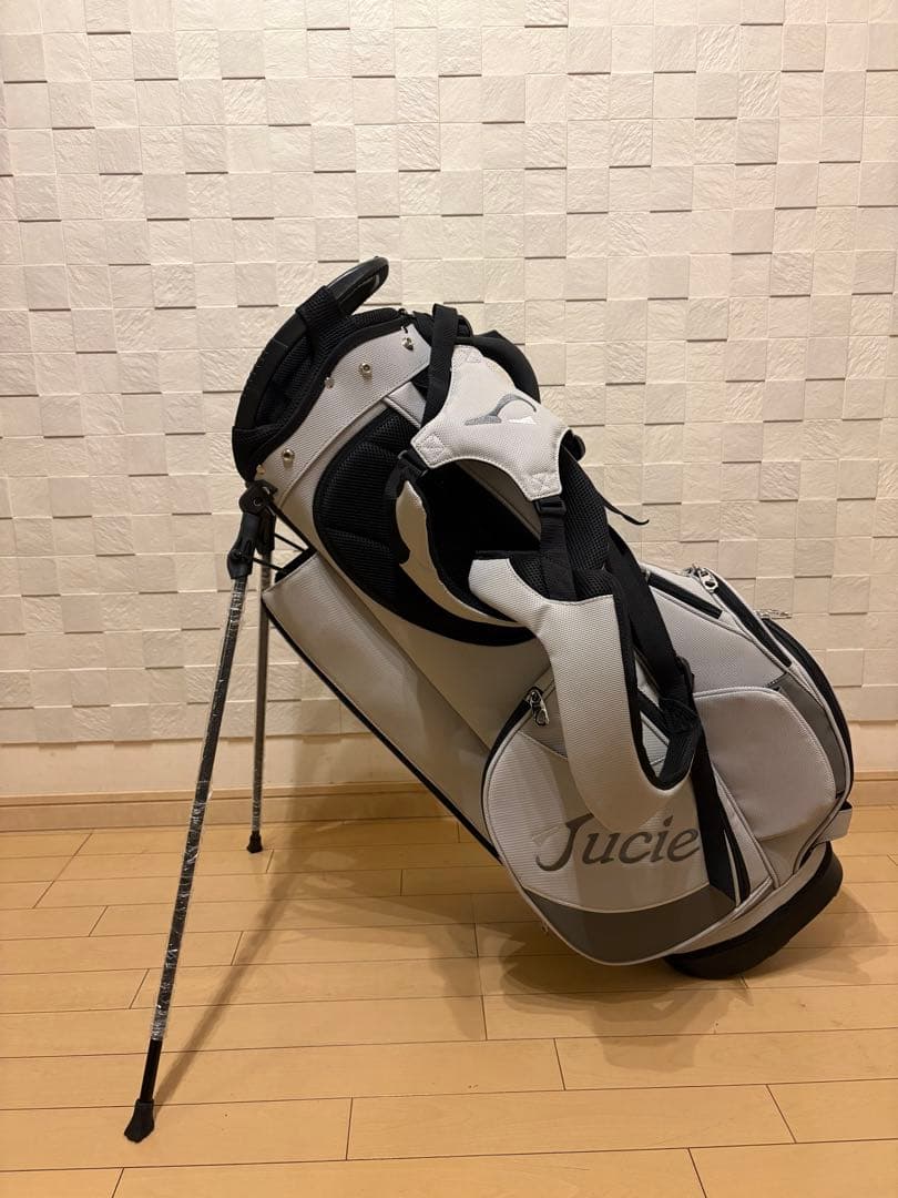 ジューシーゴルフキャリーバック新年限定価格！ 未使用JUCIE スタンドバッグ