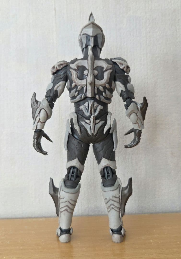 値下げ交渉無し　S.H.Figuarts ウルトラマンベリアル アトロシアス