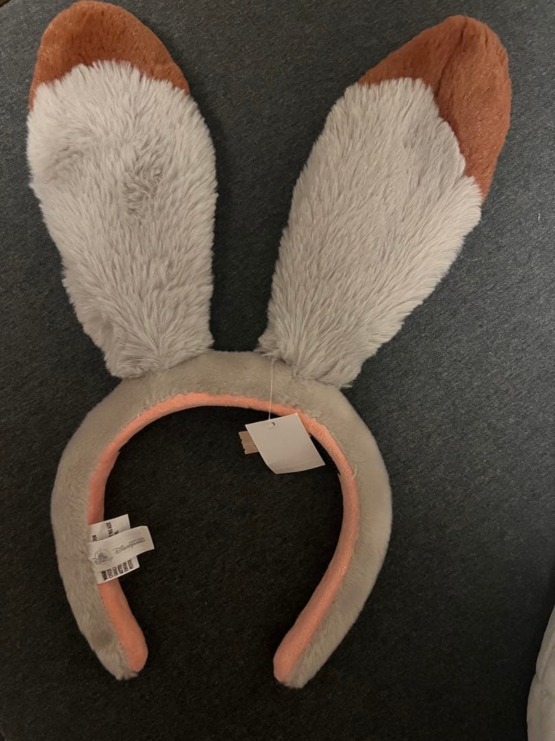 新品タグ付　ズートピア　カチューシャ　香港ディズニー　ニック　ジュディ