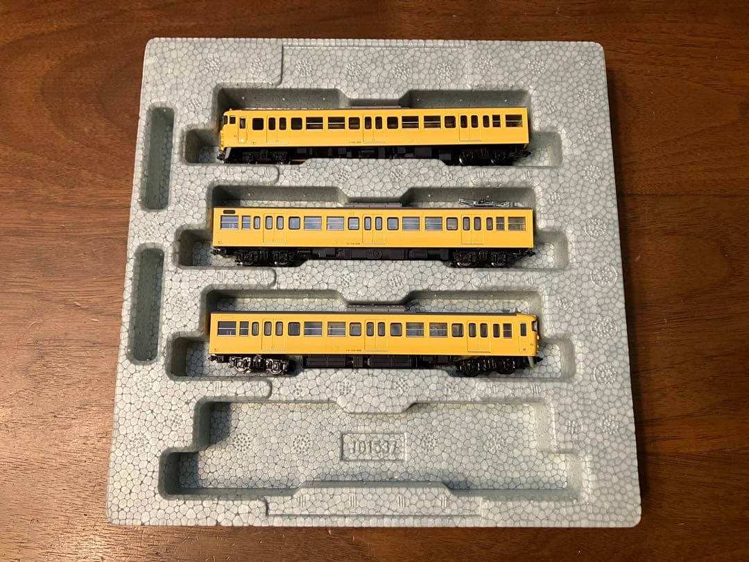 KATO 10-1808 115系300番台 中国地域色