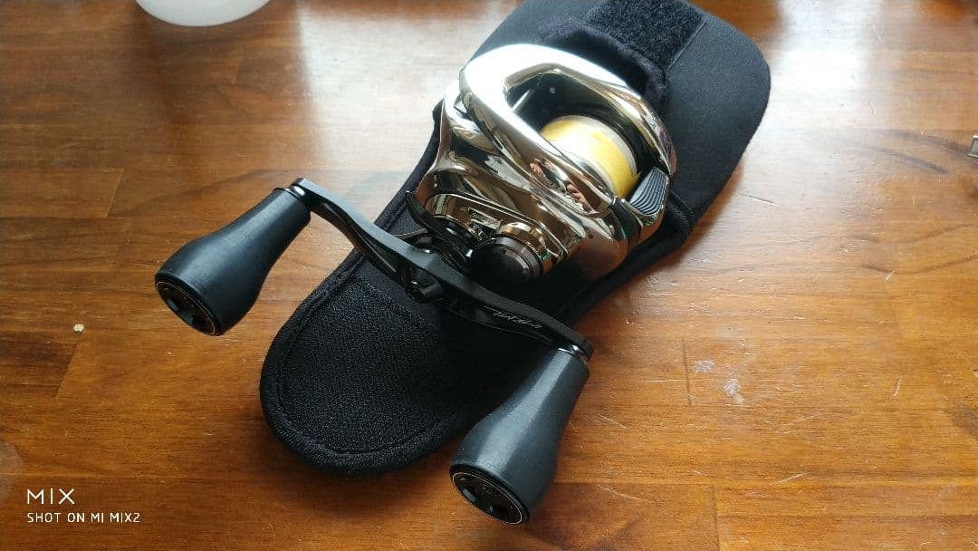 ハンドメイドノブ　TPR（ラバー素材）タイプB6ブラック　2個