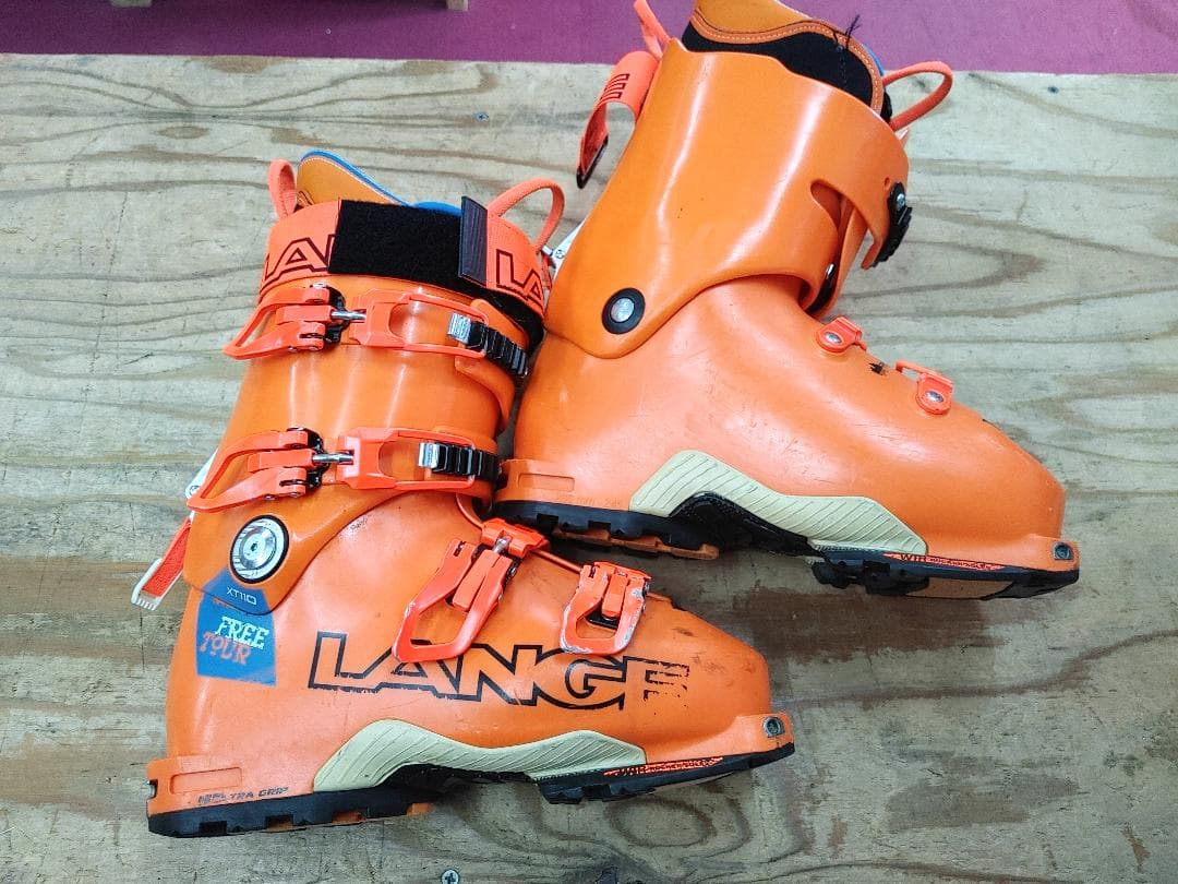 スキー 24-24.5CM LANGE FREE TOUR XT110
