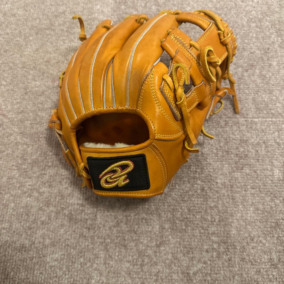 ドナイヤ　硬式内野用グラブ　値下げ交渉◯