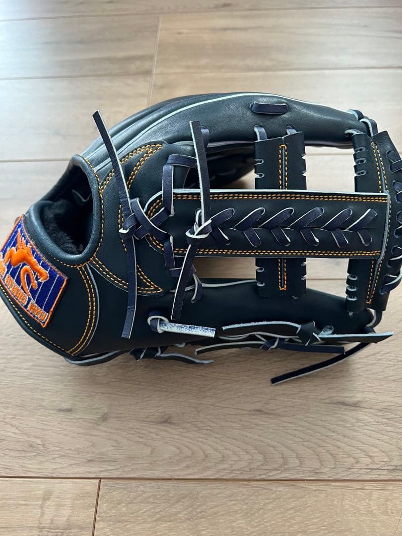 RYU 硬式グラブ　502型　店舗別注　小指2本入れ