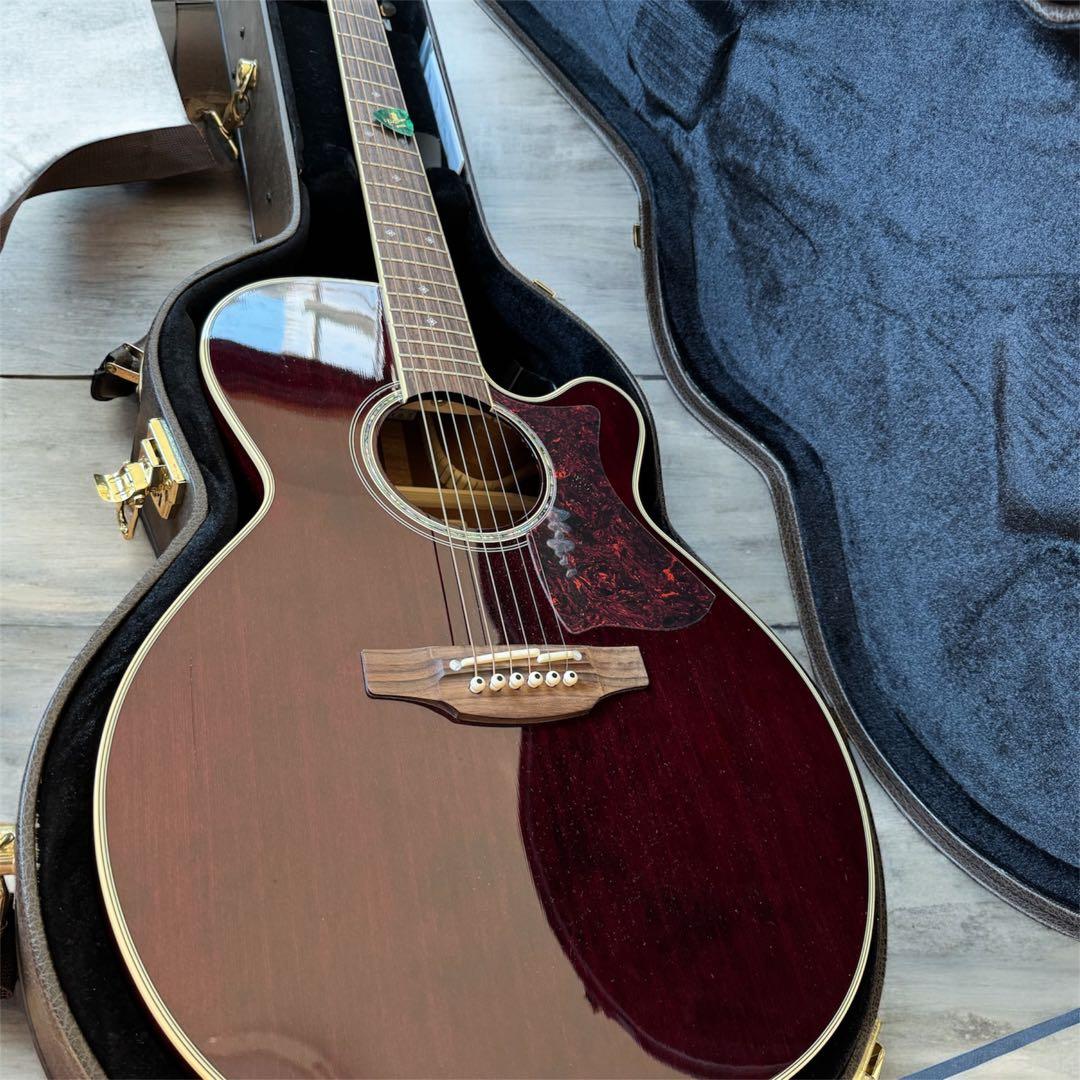 週末限定！！Takamine アコースティックギター ワインレッド ケース付