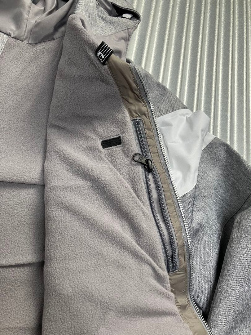 未使用　ボルコム　ヴォルコム　スノボウェア　ジャケット　メンズ　S　アウター