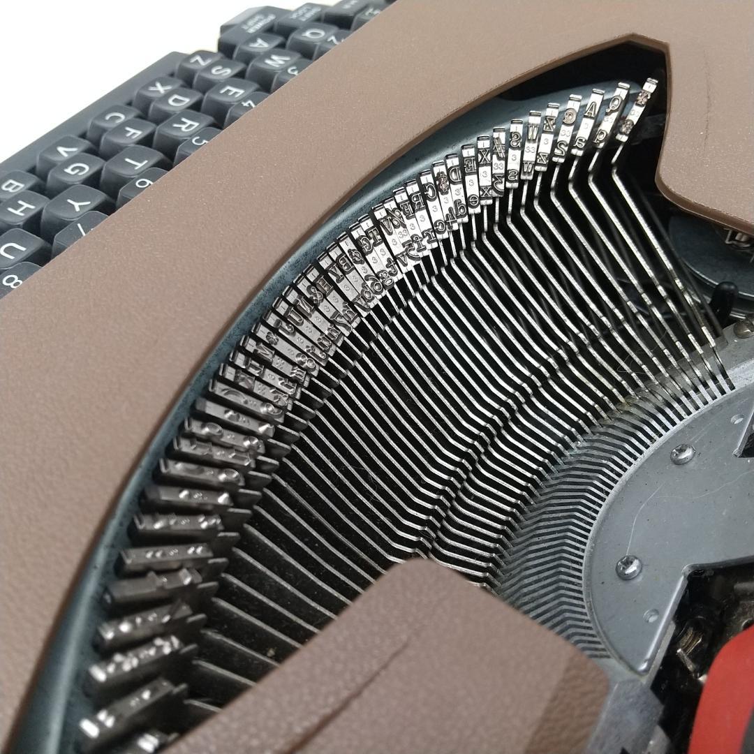 2816番 ブラザー電動タイプライター Porta8 JP12-113 PICA