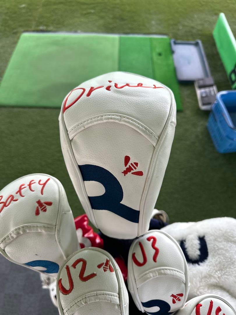 限定 RODDIO キャディバッグ ヘッドカバー５個セット付き