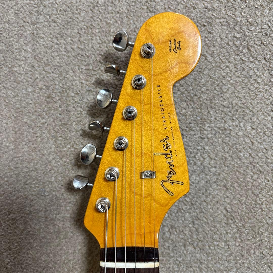 Fender Stratocaster エレキギター
