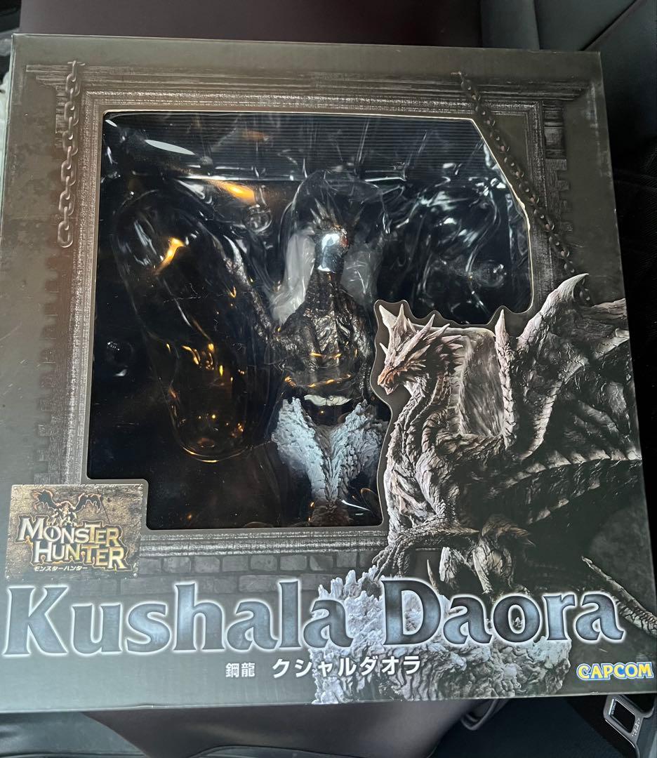 初期版　鋼龍クシャルダオラ　フィギュア　モンスターハンター クリエイターズモデル