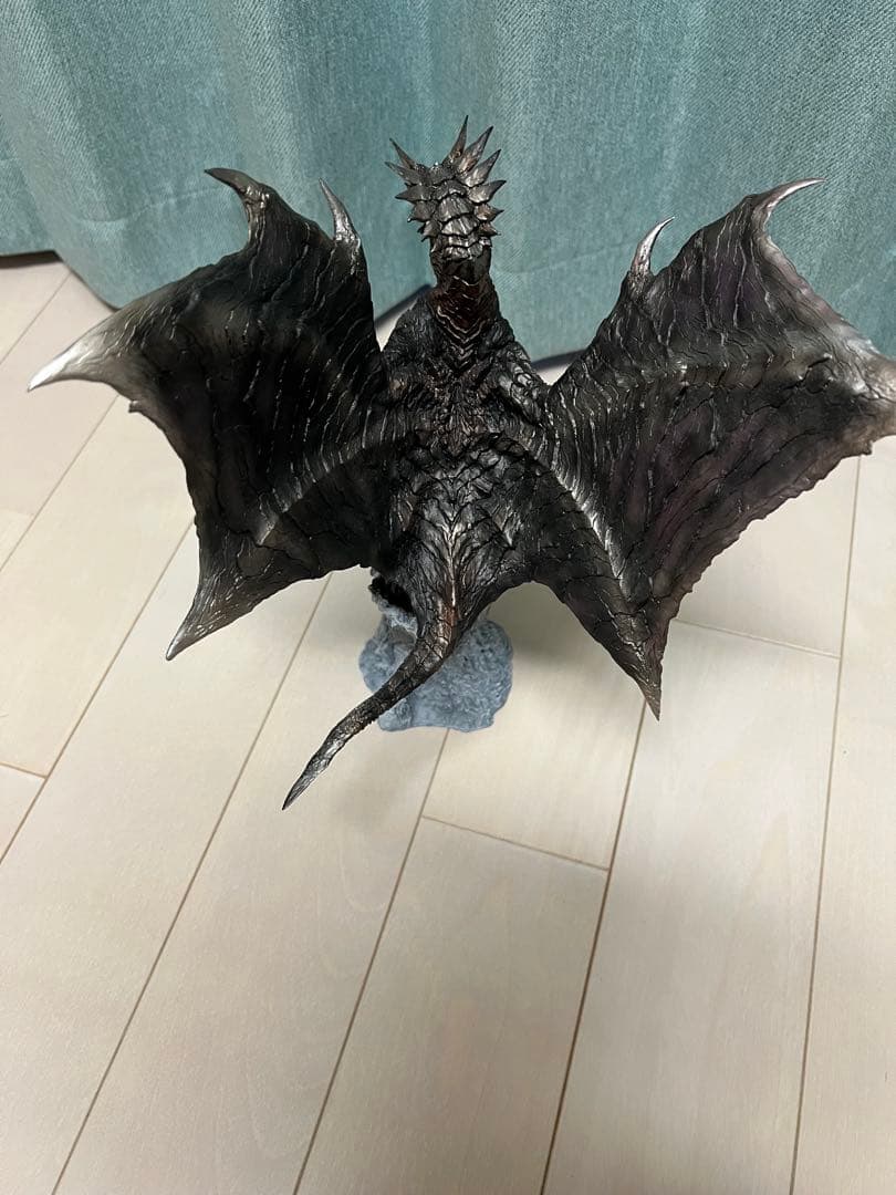 初期版　鋼龍クシャルダオラ　フィギュア　モンスターハンター クリエイターズモデル
