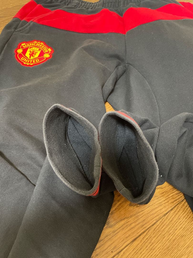 最終値下げadidas マンチェスターユナイテッドジャージ上下身長170cm前後