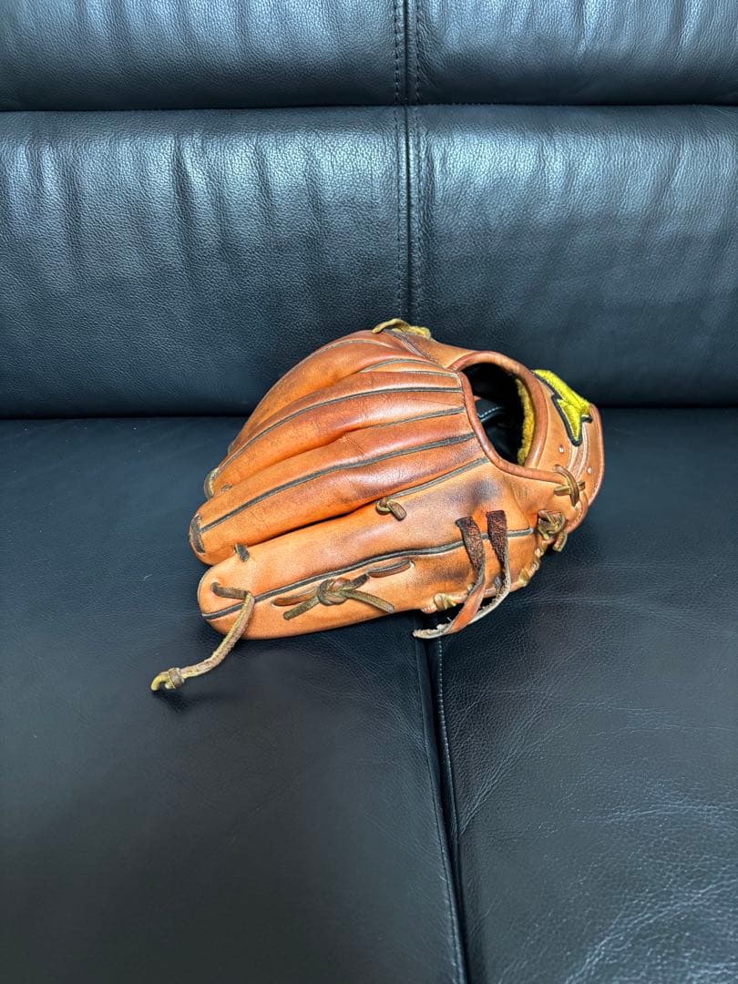 C*n様 ミズノプロ硬式内野手用グラブ