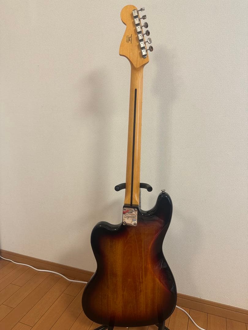 Squier by Fenderベース Classic Vibe Bass VI