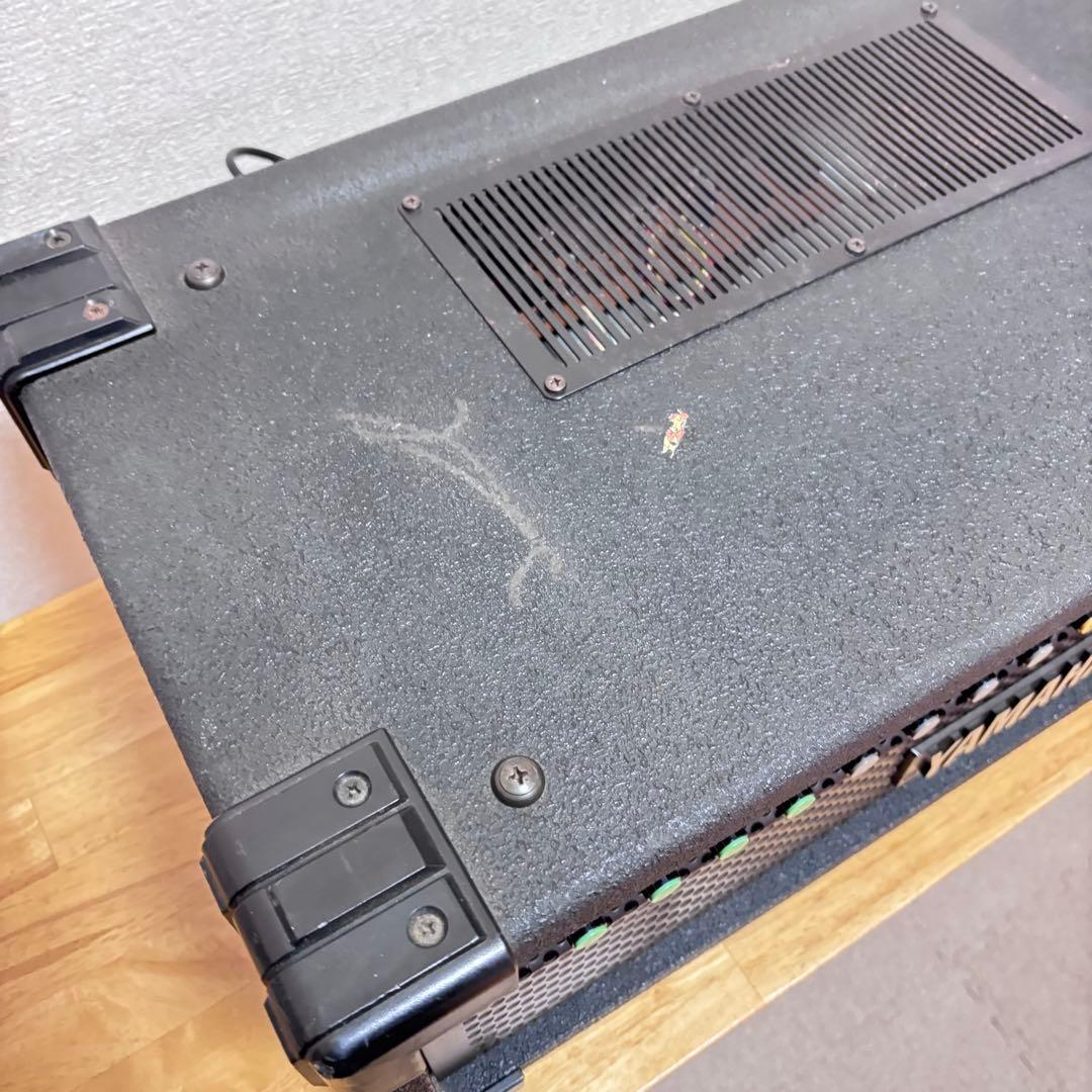 ヤマハ　B100Ⅲ ベースヘッドアンプ