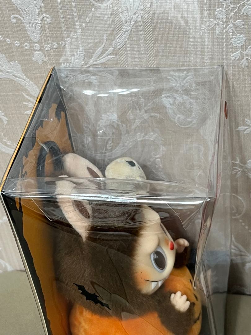 LABUBU イニシャルR ハロウィン　ぬいぐるみ　ペンダント　ラブブ