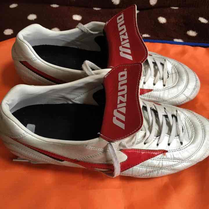 モレリアEL ホワイト×レッド(超希少品)