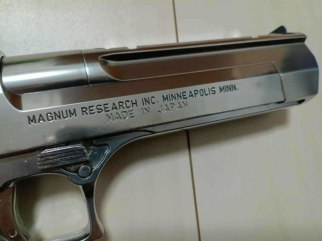 【中古品】東京マルイ 新型 ガスガン「デザートイーグル.50AE」ステンレス